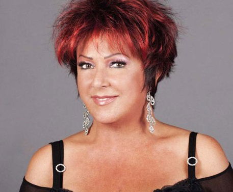 Orietta Berti critica i giovani dei talent: “Imitano i cantanti stranieri! ‘L’Isola dei Famosi’? Mi contattano tutti gli anni!” preview