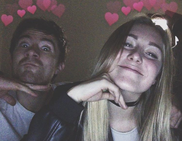 Francesco Sole annuncia su Instagram: “Io e Sofia Viscardi ci siamo lasciati!” article-post