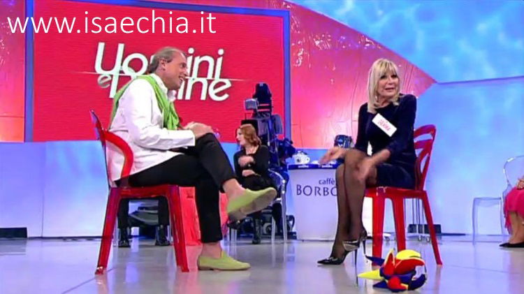 ‘Uomini e Donne’: l’opinione di Chia sulla puntata del Trono over del 7/12/16 preview