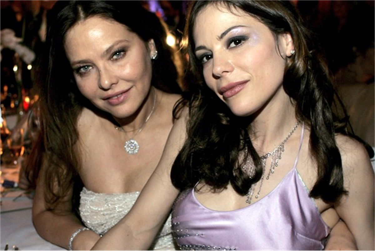 ‘Grande Fratello Vip 2’, Naike Rivelli e Ornella Muti nel cast? L’ex concorrente di Pechino Express replica che… article-post