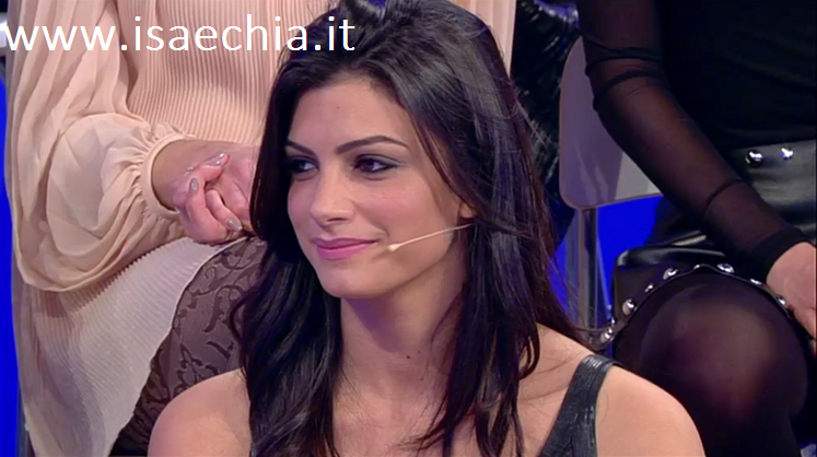 ‘Uomini e Donne’, ecco chi è Carmen Rimauro, la studentessa partenopea alla corte di Manuel Vallicella preview