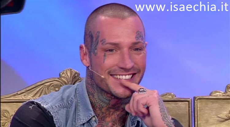 ‘Uomini e Donne’, Manuel Vallicella ha trovato l’amore? (foto) preview