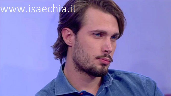 ‘Uomini e Donne’, il corteggiatore Giovanni Vescovo ha rifatto il naso? (foto) preview