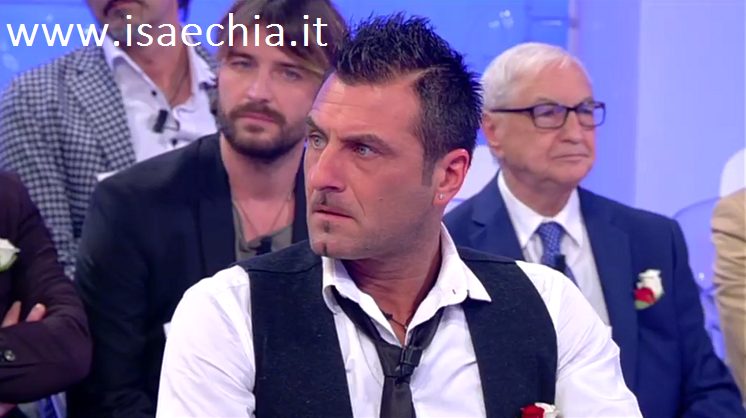 Trono Over, Sossio Aruta e il presunto flirt al di fuori della trasmissione: lui risponde così… preview