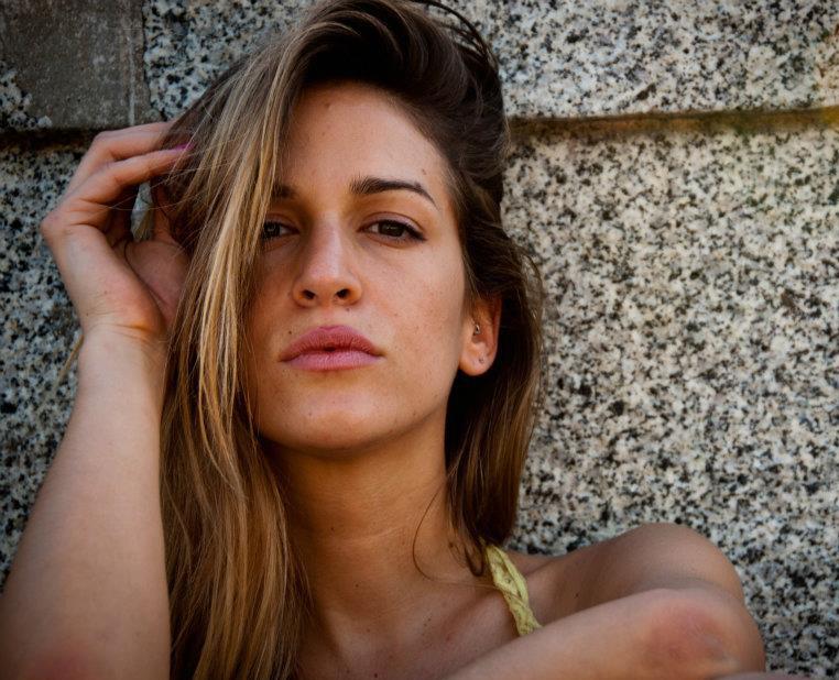 ‘Grande Fratello 14’, anche Barbara Donadio ha fatto ricorso alla chirurgia? Le foto del prima e del dopo… preview