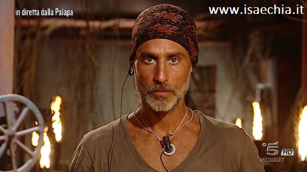 ‘Isola 12’, Raz Degan sempre più isolato dal gruppo! E quella sanzione che fa infuriare i suoi fan… preview