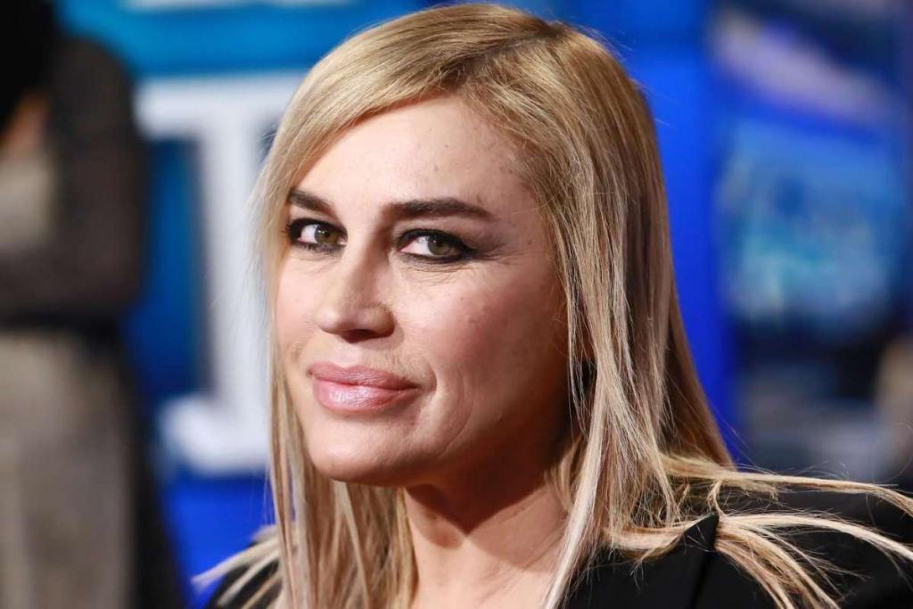 Lory Del Santo Dimagrita Isola Dei Famosi