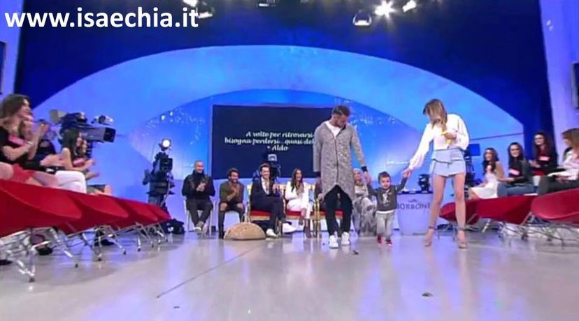 ‘Uomini e Donne’: l’opinione di Chia sulla puntata del Trono classico del 20/02/17 preview