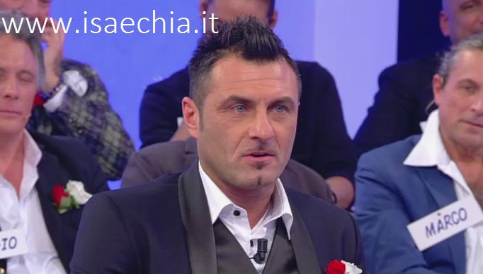 ‘Uomini e Donne’, Sossio Aruta protagonista di una clip musicale! (video) preview