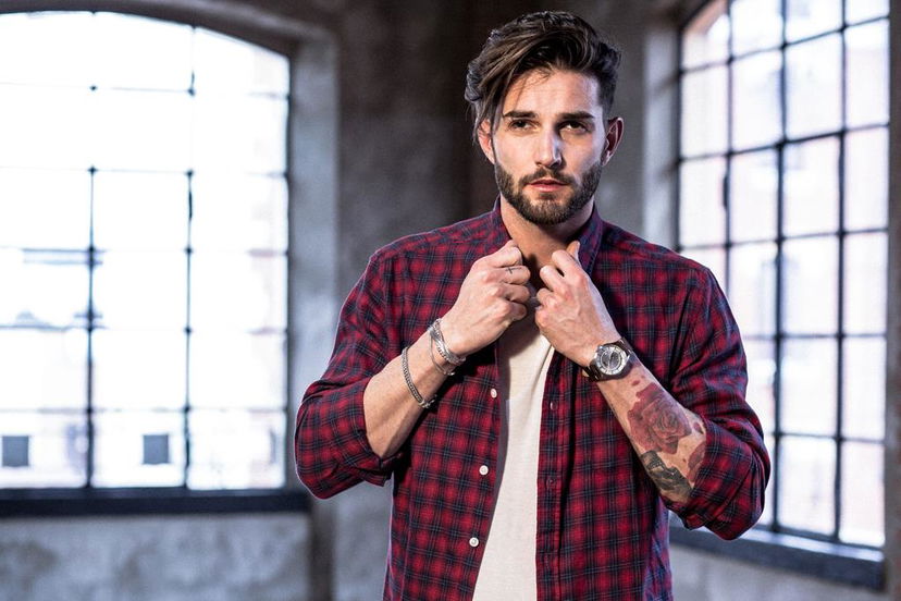 ‘Uomini e Donne’, Andrea Melchiorre protagonista della pubblicità di un nuovo brand di orologi (video) preview