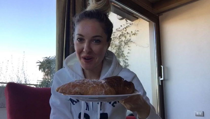 ‘Isola 12’: l’ex tronista Angela Artosin commenta per IsaeChia.it la sesta puntata del reality (video) preview