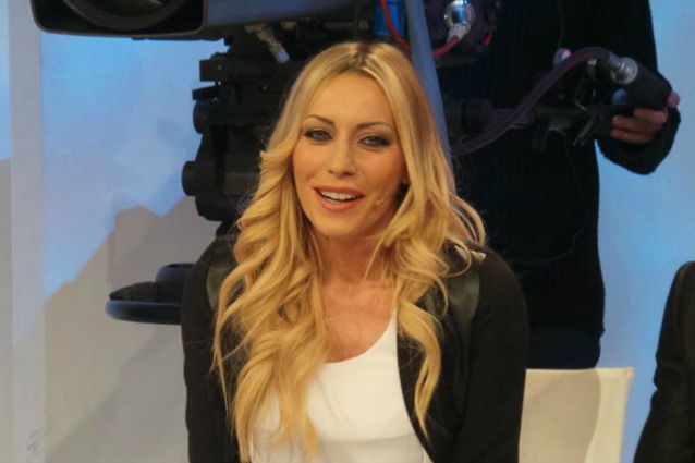 Karina Cascella racconta: “Non è stato semplice metabolizzare la rottura con Salvatore Angelucci, ma ora ho un nuovo amore!”. E su Giulia De Lellis e Andrea Damante… preview