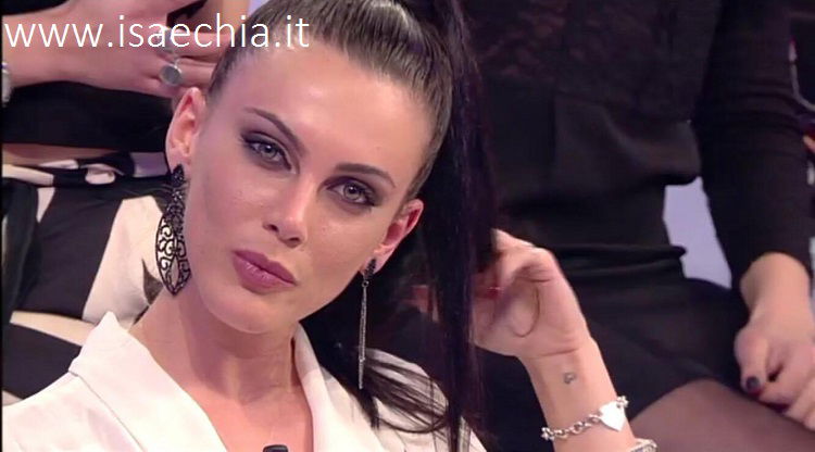 ‘Uomini e Donne’, l’ex fidanzato di Giorgia Pisana sui social: “E’ bugiarda e furba! Non vorrei trovarmi costretto a tirare fuori i suoi messaggi…” preview