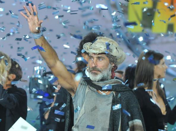 ‘Isola 12’, Raz Degan dopo la vittoria: “Io non rilascio nessuna intervista, il mio contratto finisce qui!”. E Paola Barale… preview