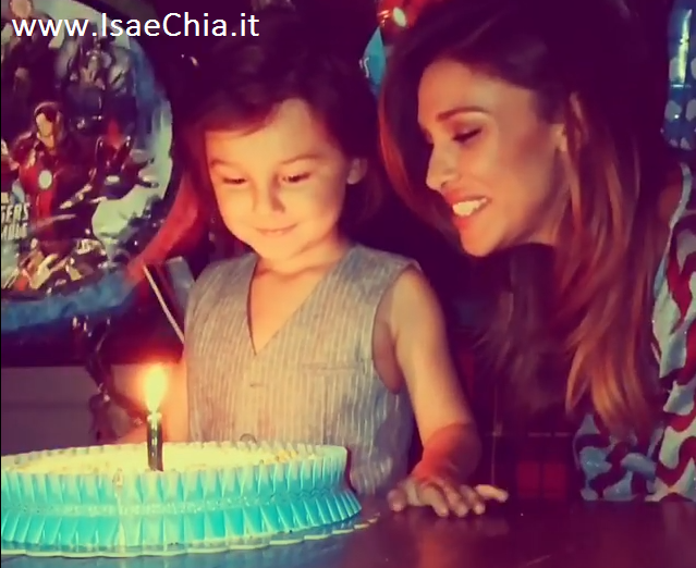 Santiago De Martino compie 4 anni: ecco gli auguri di mamma Belén Rodriguez e papà Stefano De Martino preview