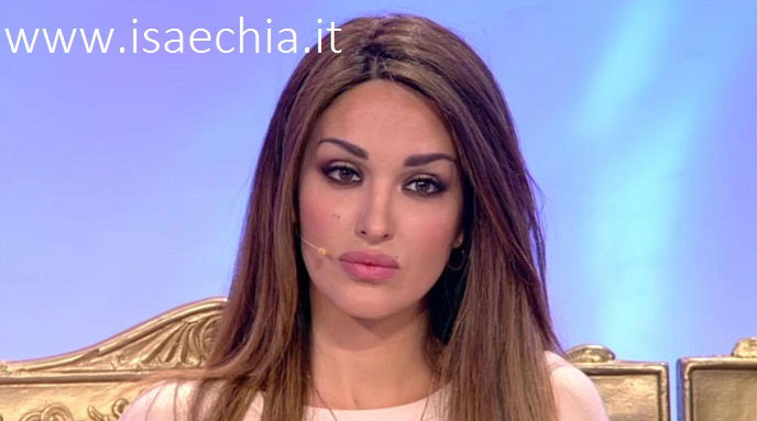 ‘Uomini e Donne’, Rosa Perrotta si confida: “Il mio uomo ideale? Brillante, intelligente, aperto mentalmente e non volgare!”. E su Desirèe Popper afferma che… preview