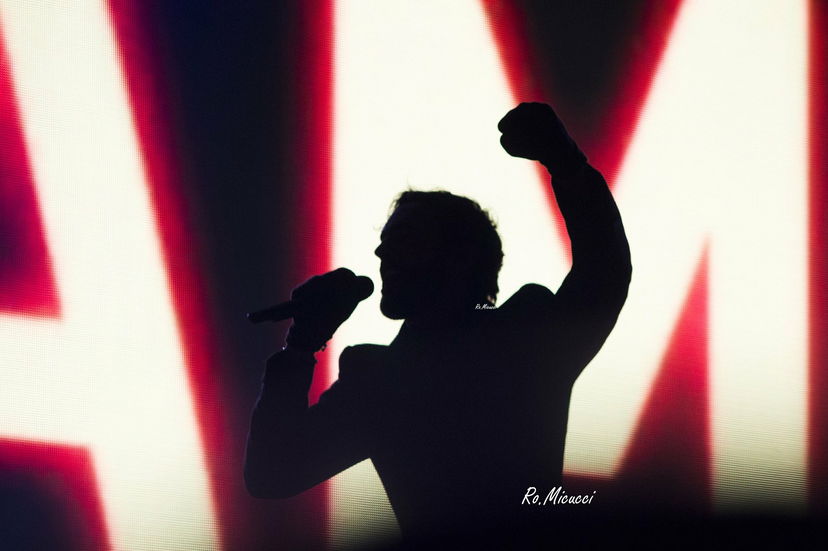 Fattore M: spazio dedicato a Marco Mengoni. Il post all’indomani della strage di Manchester preview