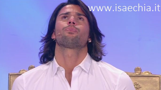 ‘Uomini e Donne’: l’opinione di Chia sulla puntata del Trono classico del 17/05/17 preview