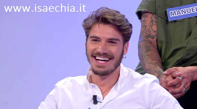 ‘Uomini e Donne’, Alex Adinolfi lancia una frecciatina a Rosa Perrotta e Pietro Tartaglione? preview