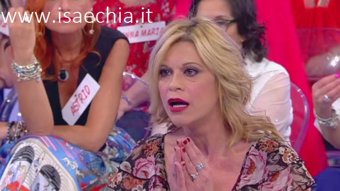 ‘Uomini e Donne’: l’opinione di Isa sulla puntata del Trono over del 23/05/17 preview