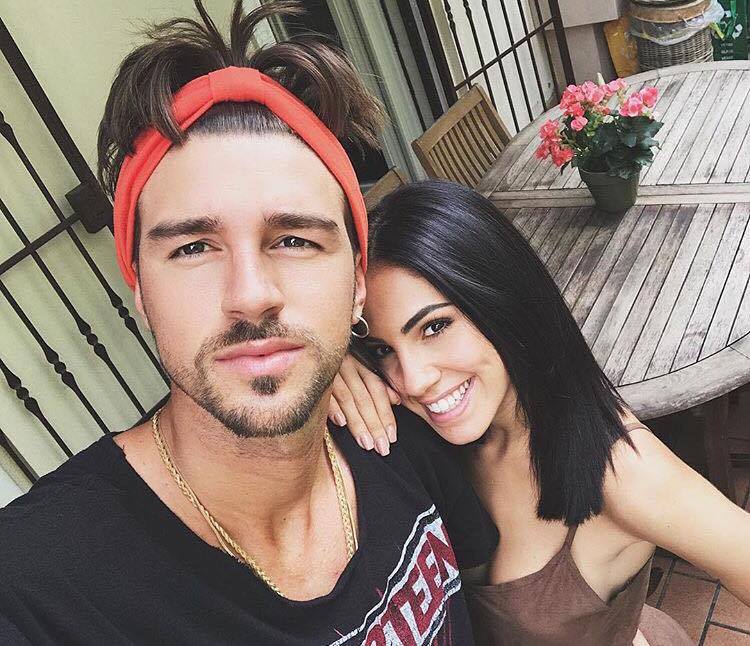 ‘Uomini e Donne’, Giulia De Lellis e Andrea Damante criticati da alcuni fan: ecco come risponde l’ex corteggiatrice romana! article-post