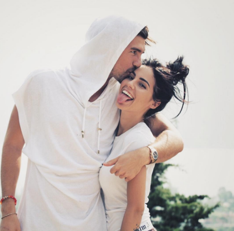 Andrea Damante rivela: “Sono sempre più convinto che sia Giulia De Lellis la donna della mia vita!”. E alle critiche rivolte alla sua musica, l’ex tronista risponde così… article-post