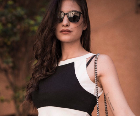 Ludovica Valli si difende dagli attacchi: “Sono stata poco intelligente a mollare la scuola in passato, ma a breve prenderò la maturità!” preview