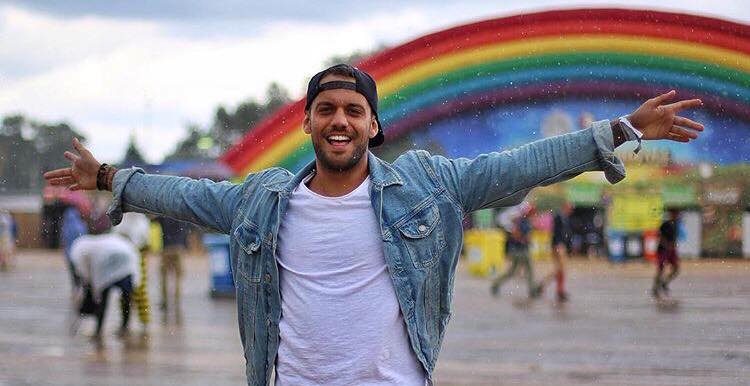 ‘Uomini e Donne’, Gianmarco Valenza e quell’ironia su chi sponsorizza prodotti di bellezza sui social… article-post