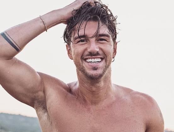 ‘Uomini e Donne’, Andrea Damante sul set di ‘Don Matteo 11’! (video) preview