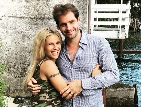 Alberto Dandolo mette in guardia Michelle Hunziker: “Attenta alle trasferte di tuo marito Tomaso Trussardi!” preview