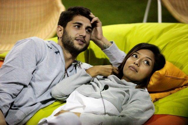 Carla Cruz rivela: “Con Jeremias Rodriguez ci siamo promessi che ci rivedremo fuori dalla Casa! Simone Rugiati? Probabilmente non ha ancora superato la nostra rottura…” article-post