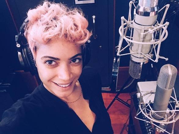 Elodie Di Patrizi svela: “Il mio nuovo singolo, ‘Semplice’, sarà la colonna sonora del nuovo film di Federico Moccia!”
