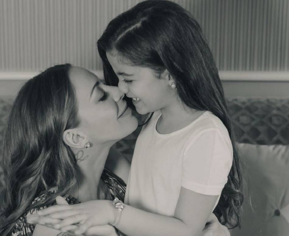 Karina Cascella ammette: “Non avrei mai accettato di partecipare al ‘Grande Fratello Vip 2’!” article-post