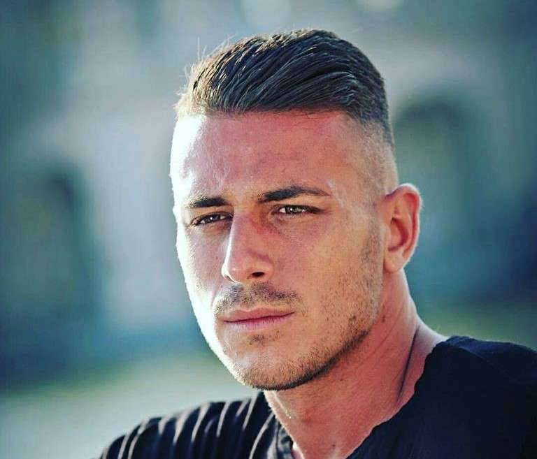 ‘Uomini e Donne’, Mattia Marciano e quel like alla sua neo corteggiatrice… (foto) article-post