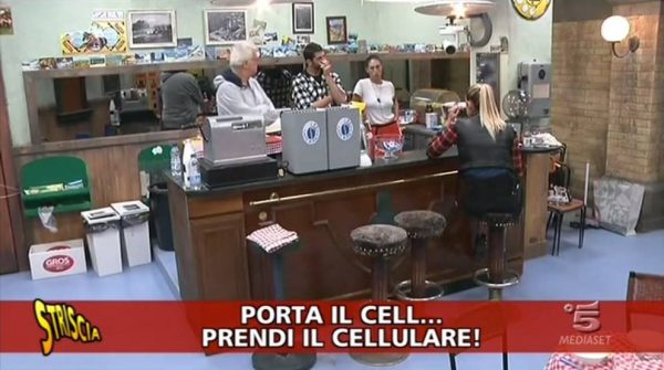 ‘Striscia La Notizia’, telefonino fantasma all’interno della Casa del ‘Grande Fratello Vip 2’? preview