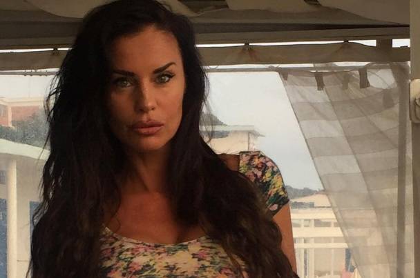 ‘Grande Fratello Vip’, Antonella Mosetti annuncia: “Sono tornata single!” article-post