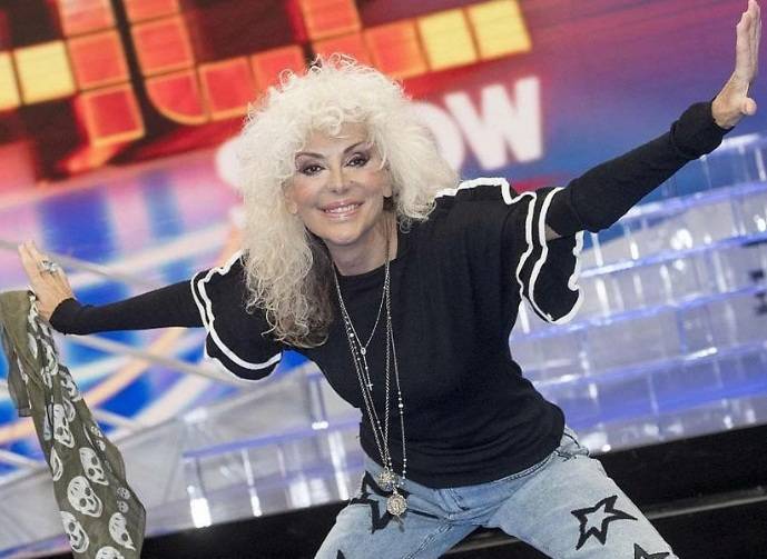 ‘Tale e Quale Show 7’, Donatella Rettore si ritira dal programma. Ecco chi prenderà il suo posto… preview