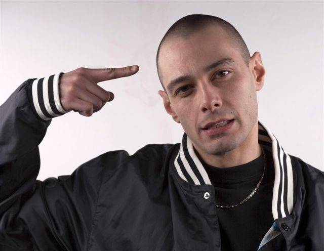 Fabri Fibra dichiara: “Mi hanno offerto un milione di euro per fare il giudice a X Factor!”. E la produzione del programma risponde così… preview