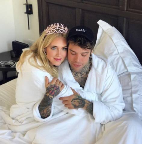 Fedez conferma la gravidanza della fidanzata Chiara Ferragni: “Presto saremo in tre!” preview