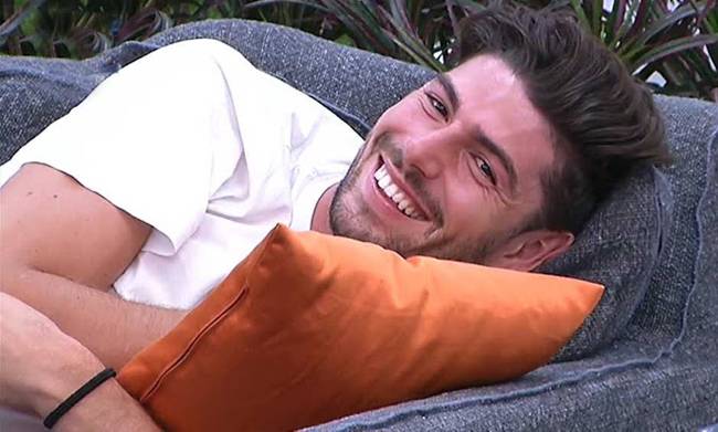 ‘Grande Fratello Vip 2’, il papà di Ignazio Moser scrive una lettera al figlio: “Questa esperienza prendila come una parentesi della tua vita e nulla di più!” article-post