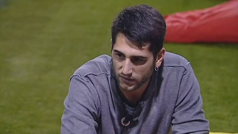 Jeremias Rodriguez al ‘Grande Fratello Vip 2’: “Ogni volta che provo a parlare del mio passato mi chiamano in confessionale. Il motivo? Mia sorella Belen…” article-post