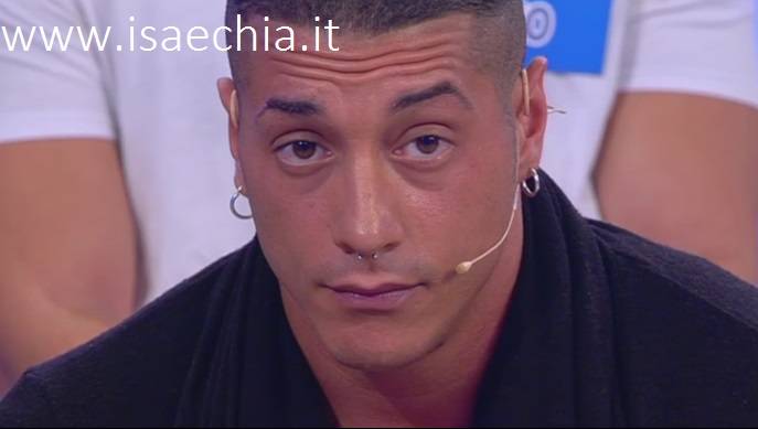 ‘Temptation Island’, Francesco Chiofalo shock: “Ho un tumore al cervello, dopo le feste sarò sottoposto ad un’operazione di 18 ore” (video) preview