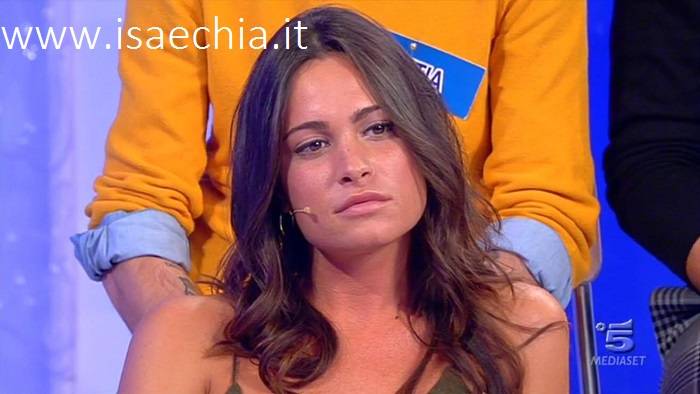 ‘Uomini e Donne’: l’opinione di Isa sulla puntata del Trono classico del 10/10/17 preview