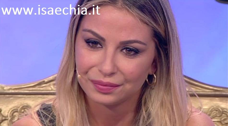 ‘Uomini e Donne’: l’opinione di Chia sulla puntata del Trono classico del 9/10/17 article-post