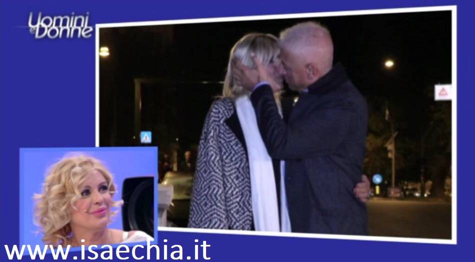 ‘Uomini e Donne’: l’opinione di Chia sulla puntata del Trono over del 18/10/17 article-post