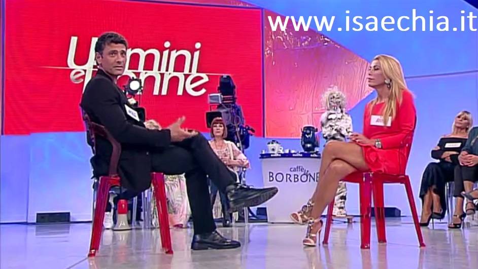 ‘Uomini e Donne’: l’opinione di Chia sulla puntata del Trono over del 13/10/17 article-post