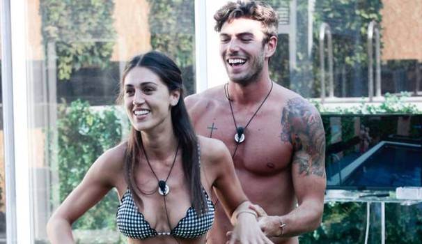Cecilia Rodriguez al ‘Gf Vip 2’ torna sull’argomento Francesco Monte, ma poi ammette: “Questo è il periodo più bello dei miei 27 anni di vita… e mi sono innamorata di Ignazio Moser!” (video) preview