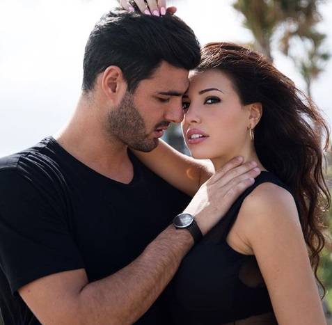 ‘Uomini e Donne’, Clarissa Marchese e Federico Gregucci festeggiano il loro primo anno d’amore e l’ex tronista su Instagram: “Sei il dono più bello che la vita potesse farmi!” article-post