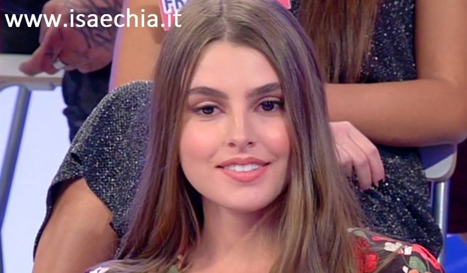 ‘Uomini e Donne’, ecco chi è Giorgia Caldarulo, la nuova corteggiatrice di Paolo Crivellin nel Trono Classico article-post