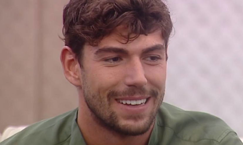 ‘Gf Vip 2’, Ignazio Moser dice la sua sulla vicenda dell’armadio: “É una storia nata solo per creare uno scandalo televisivo senza fondamento!”. E a proposito della “famosa” agendina… preview